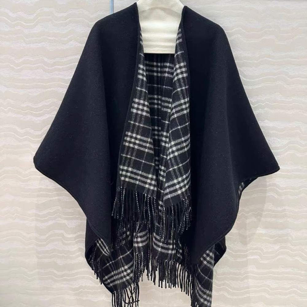 Burberry Black Cape with Plaid Lining